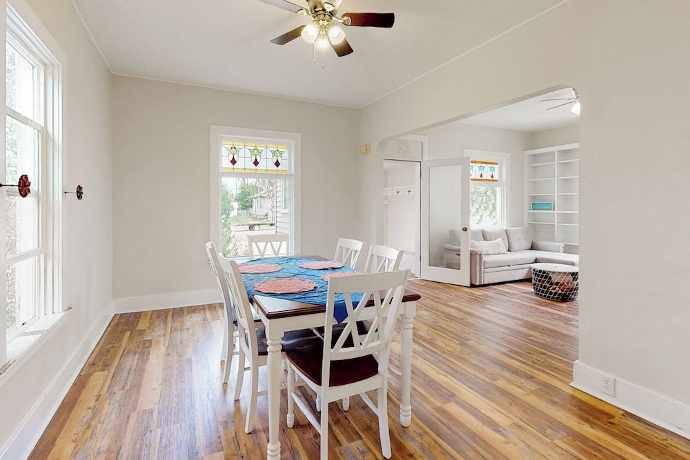 2BR Home w/ Mountain View, W & D, Private Yard