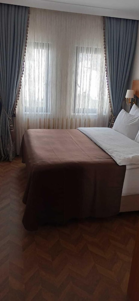 Ak Life Otel & Suit - Image 23