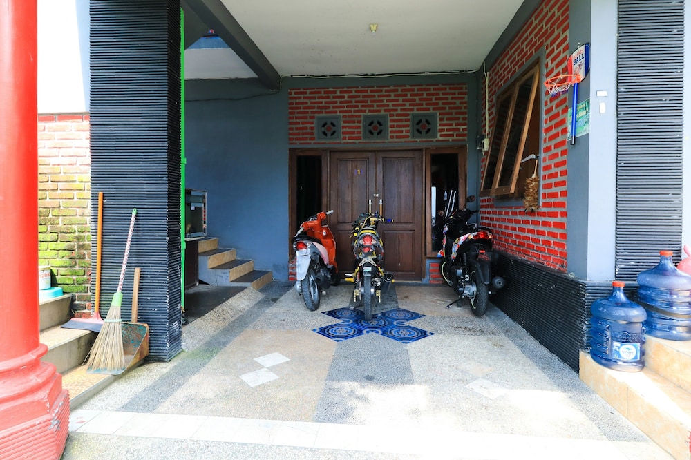 Photo 9