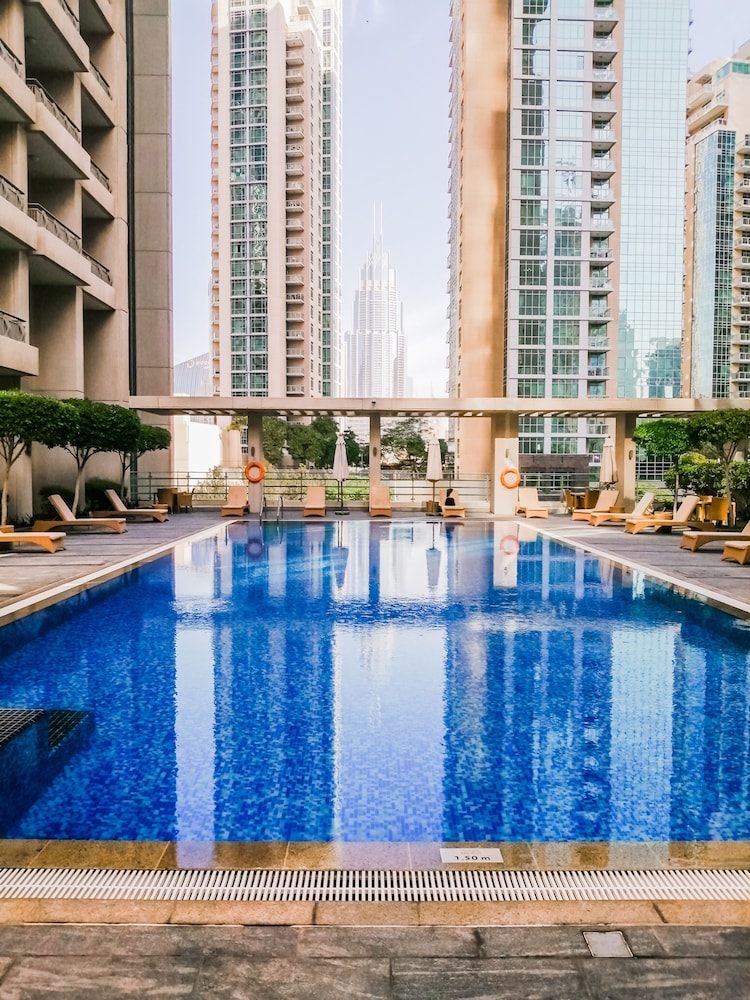 Nasma Luxury Stays- BLVD Central Podium
