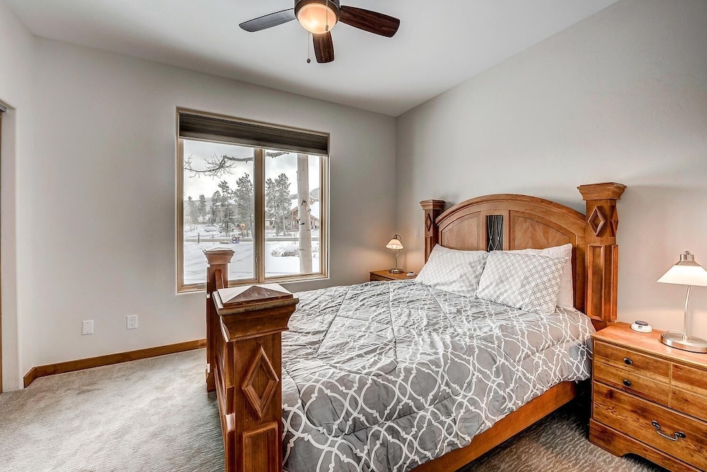 Frisco River Townhomes #d 3 Bedroom Townhouse by RedAwning