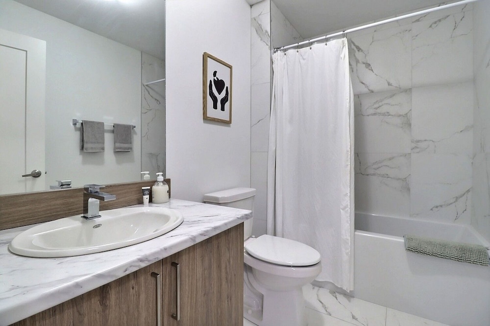 Moncton Vacations - GLOBALSTAY. New 3 Bedroom House in a Quiet Area - Property Image 8