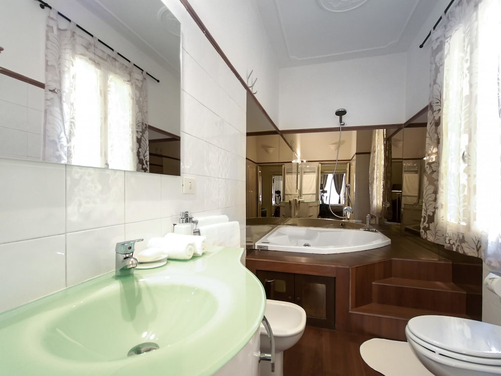 Banchi Apartment