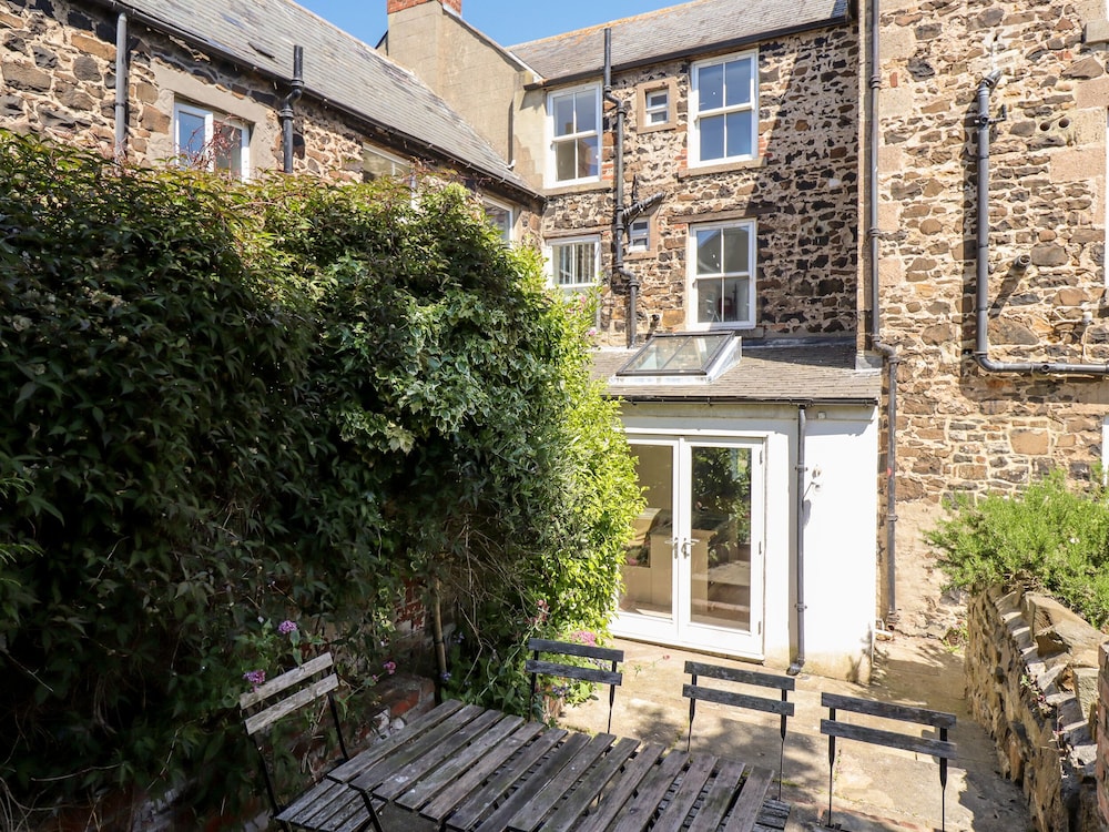 No6 Sea Lane