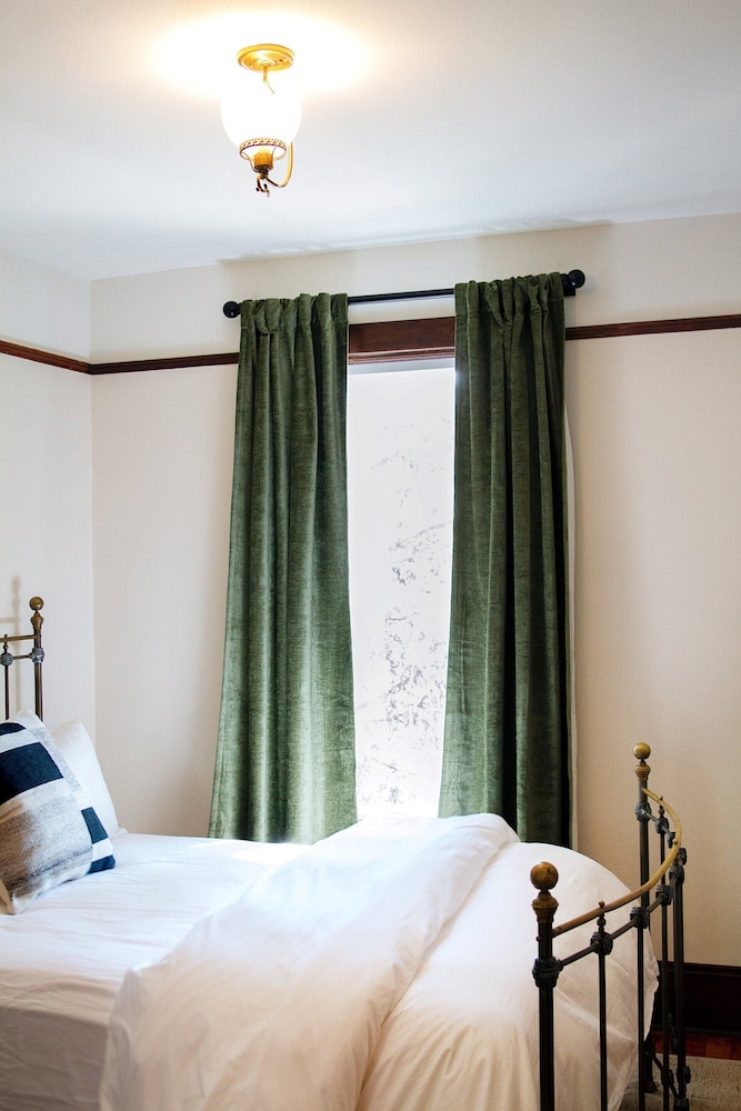 The Lyle Hotel