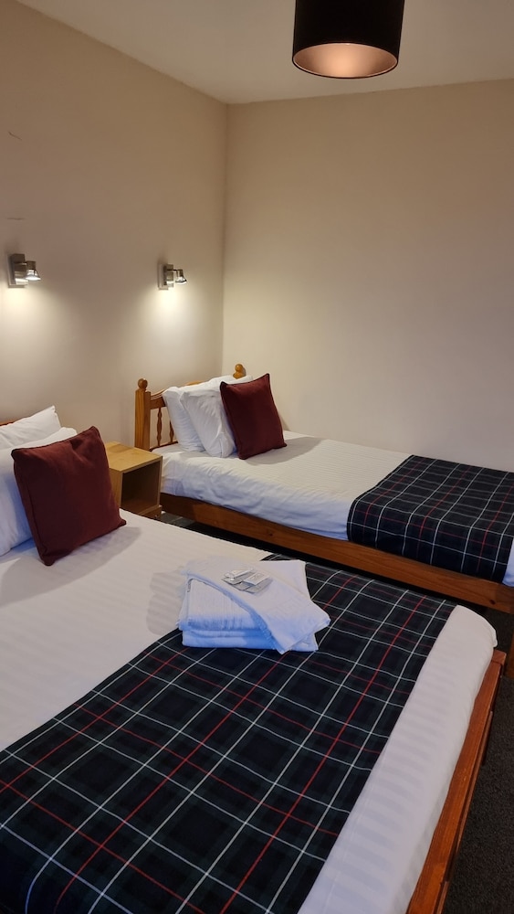 The Hampton Court Guesthouse