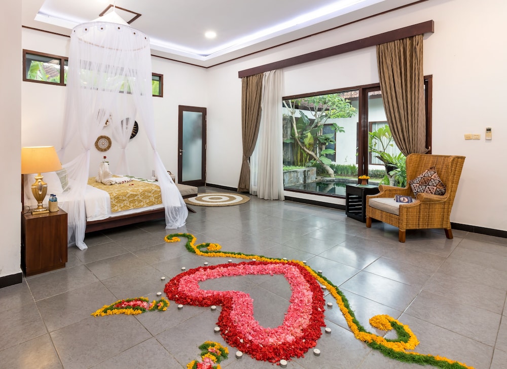 Ubud Raya Villa