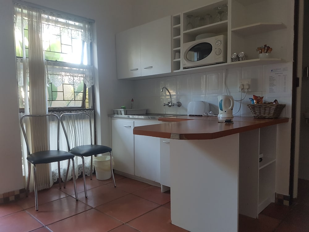 Melkbosch Guesthouse