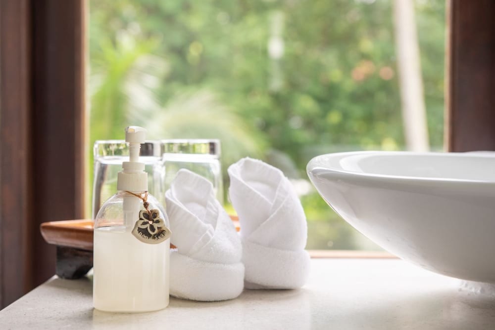 2 Br Luxury Villa SDV141 near the beachfront by Samui Dream Villas