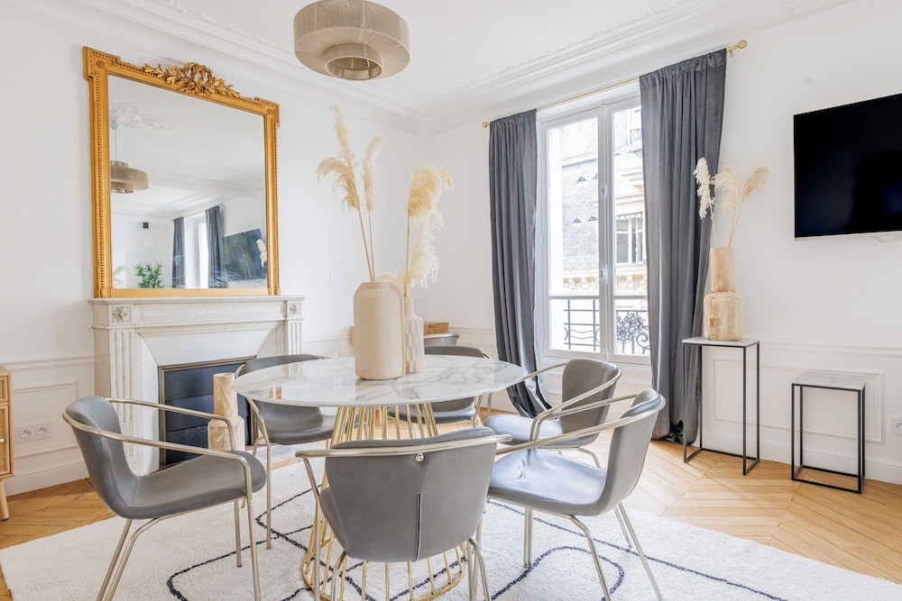 Chic and Welcoming Apartment