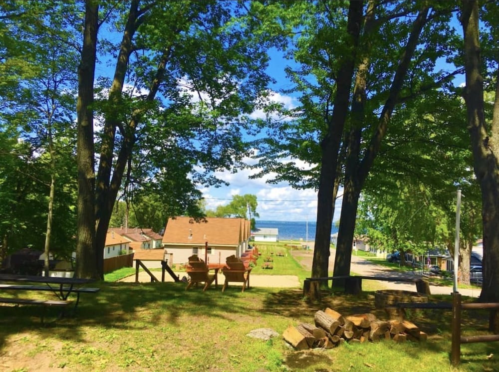 American Oak Resort