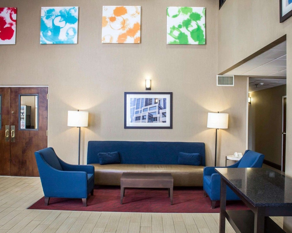 Comfort Inn & Suites Fuquay Varina view 4