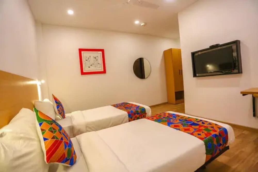 Fabhotel Bd Palace