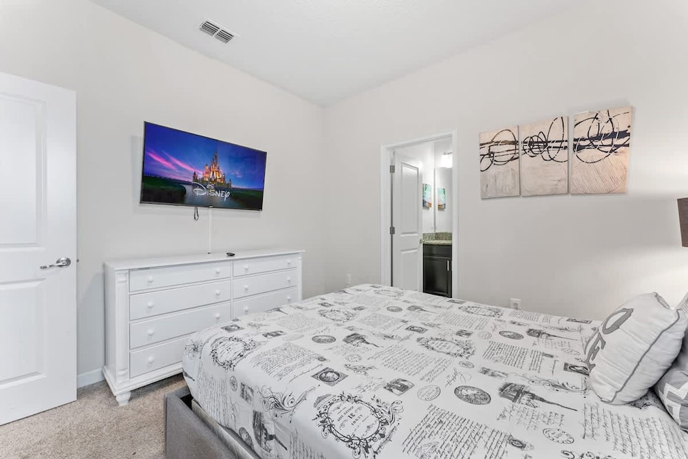6BR Game Room Plus Large Pool