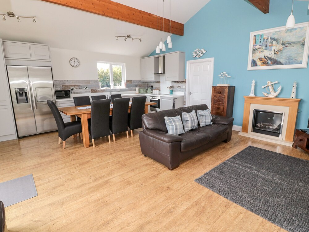Sea View Lodge
