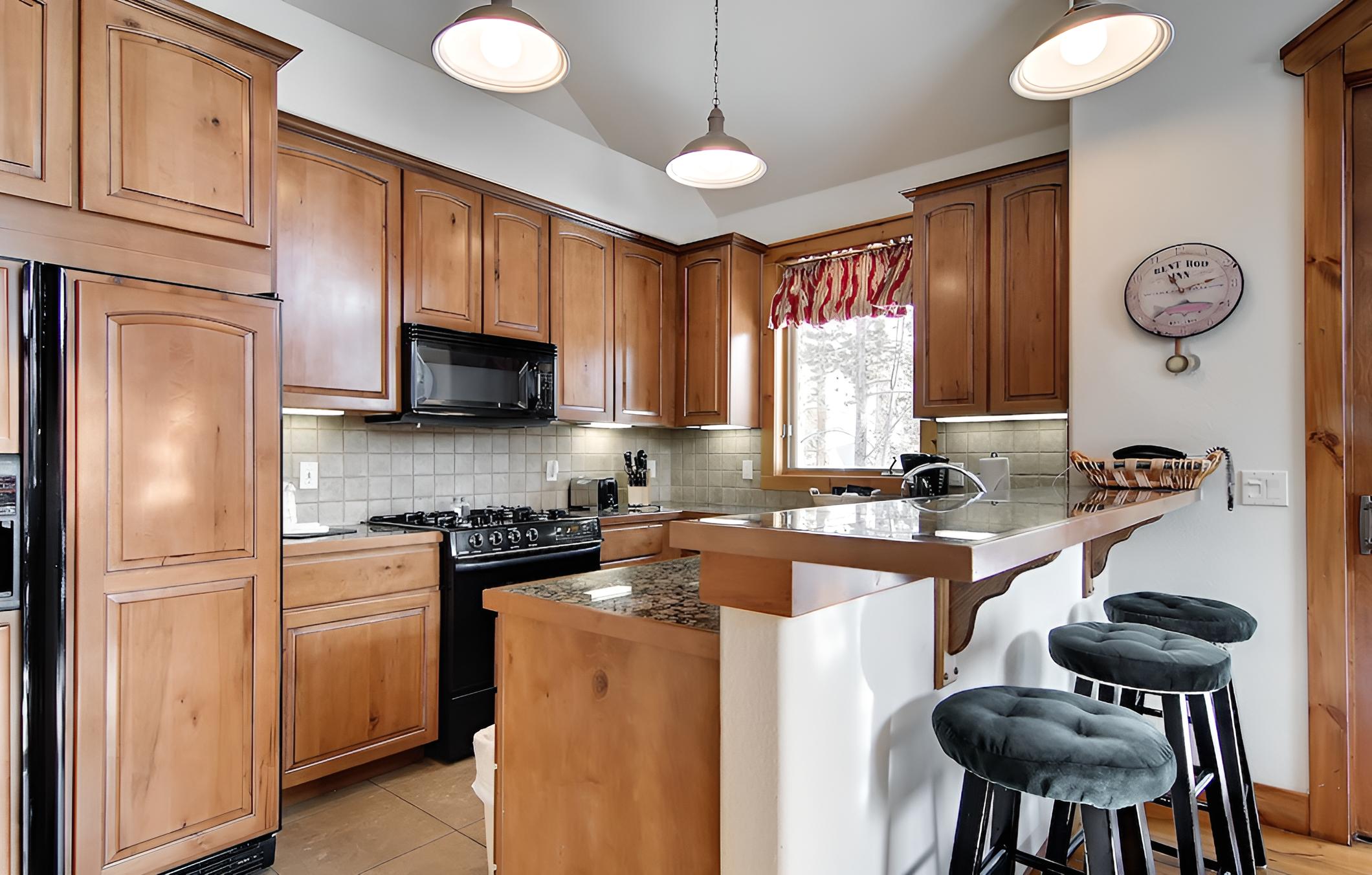 Saddlewood Townhomes view 3