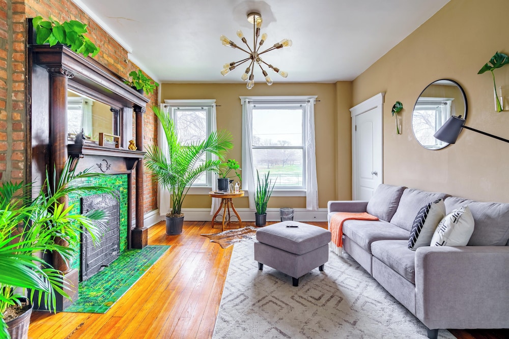 The Parkside by Jungle House – Short North Boutique Suites