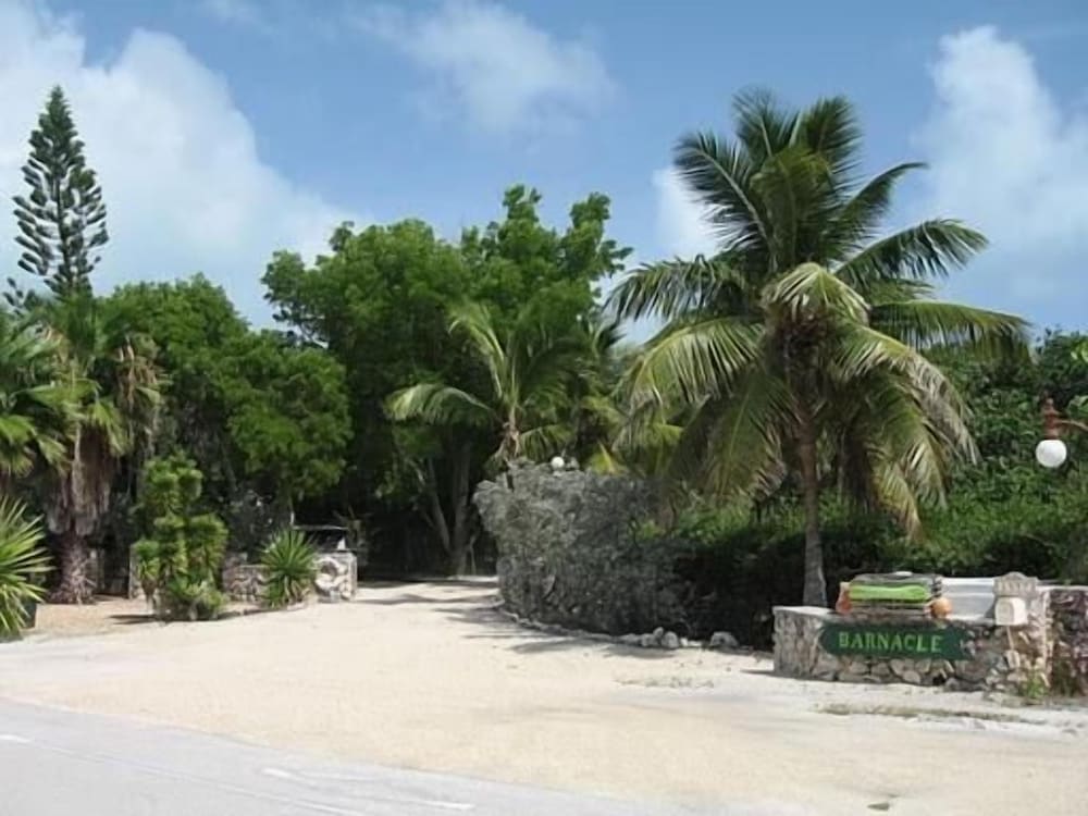Barnacle Resort