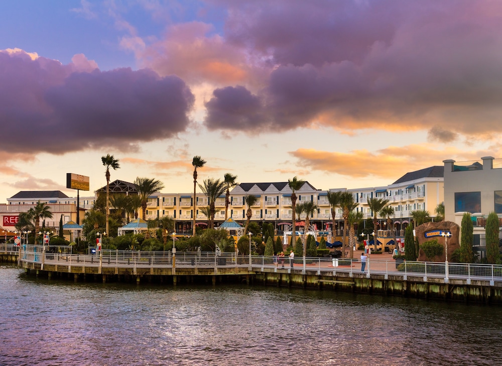 Orlando Vacations - Kemah Boardwalk Inn - Property Image 20