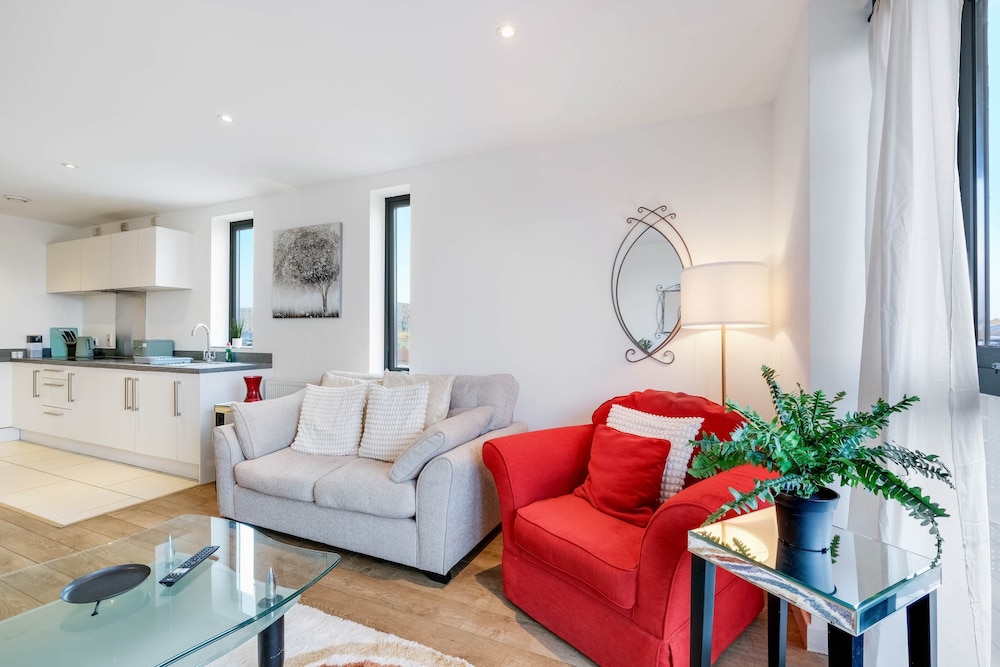 Bovet 3 Bedroom 1 Bathroom Apartment