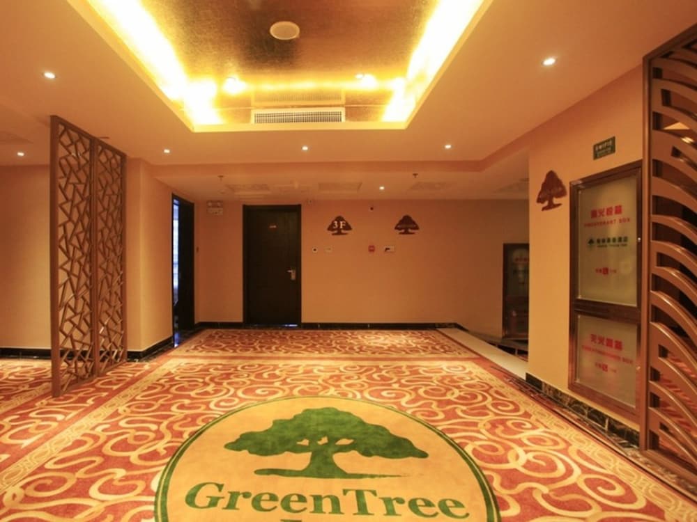 GreenTree Inn North WeiHai Station North International Bathing Beach Hotel