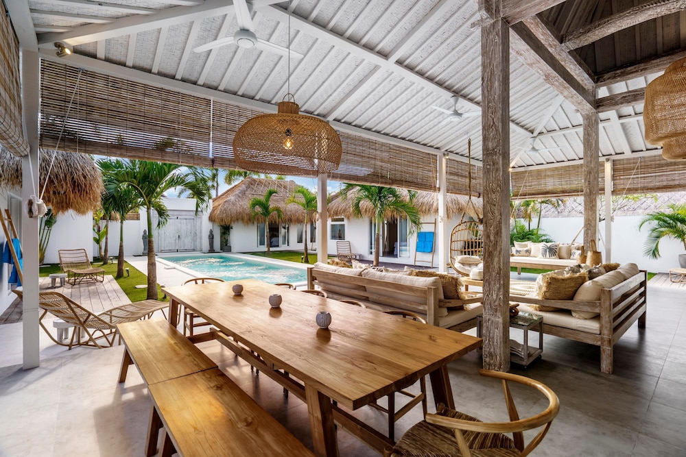 Villa Surga Blue by Alfred in Bali - Brand New 5 BR Pool Villa in the of Seminyak