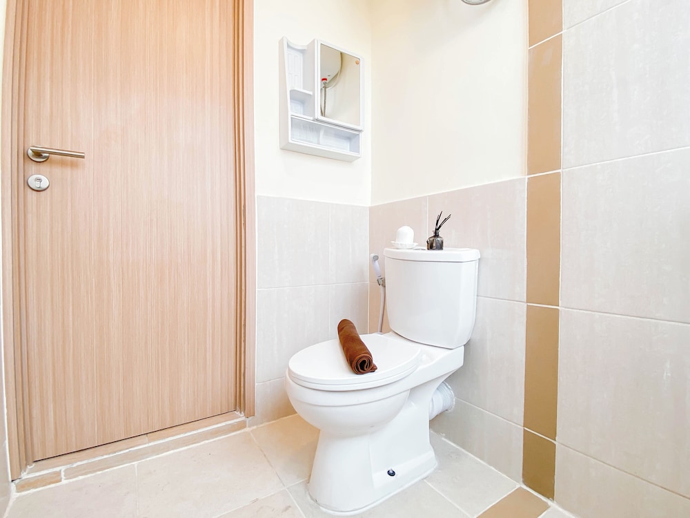 Good Deal and Homey 2BR Meikarta Apartment