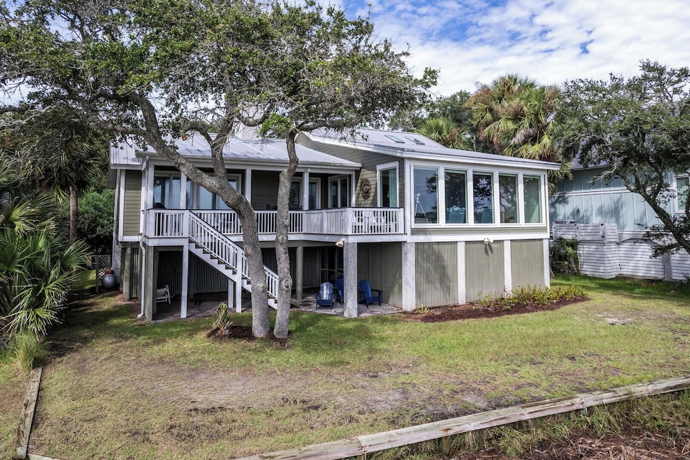 111 Cardinal Crest