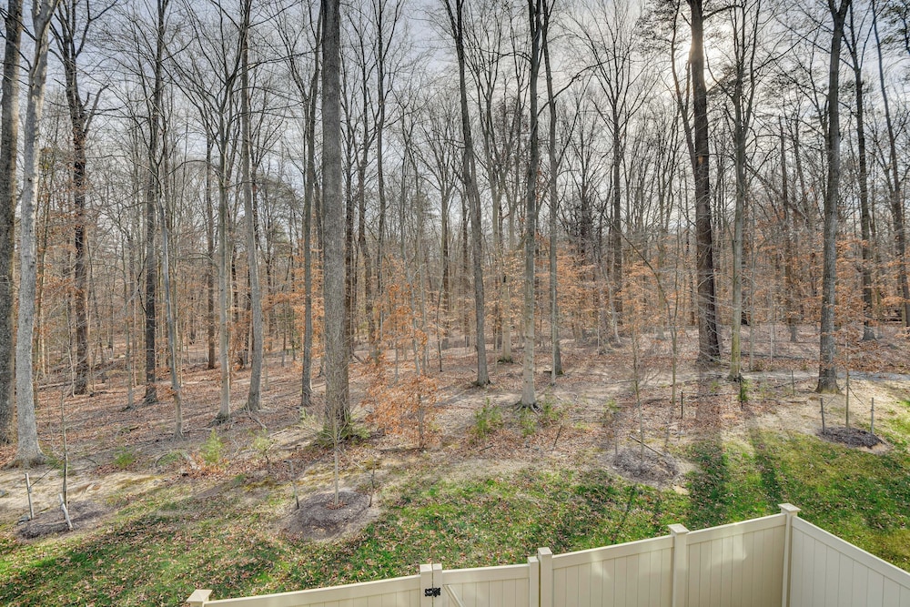19 Mi to Baltimore: Townhome in Maryland City