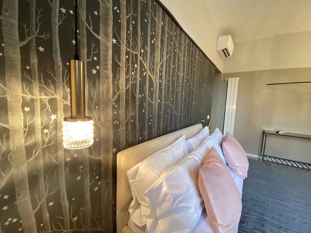 Cavour Urban Rooms