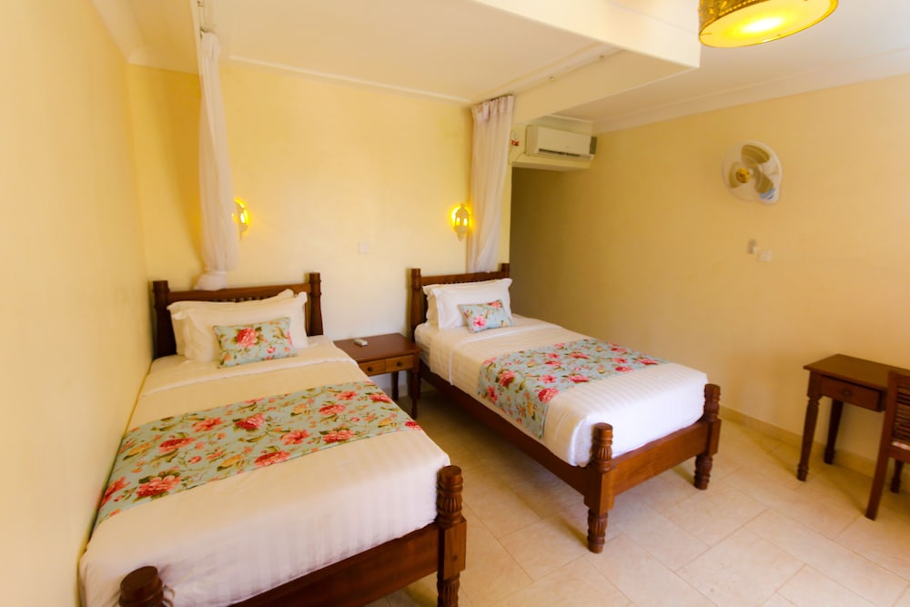 Luxury Private Villas in Diani Beach, Mombasa Kenya view 5