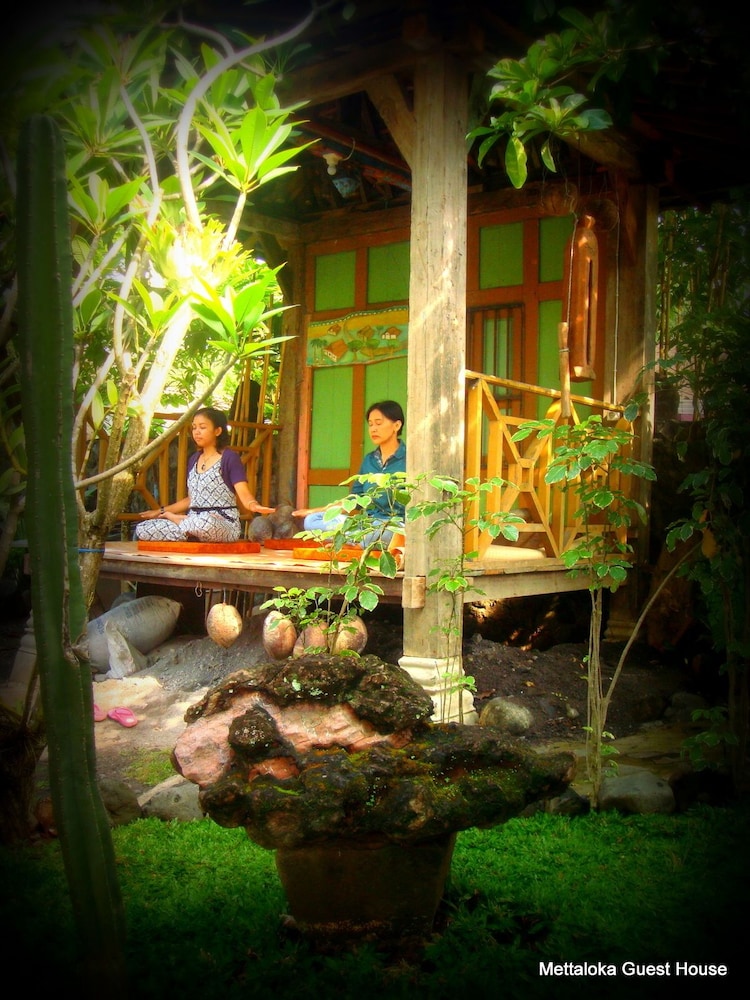 Mettaloka Guest House and Art Space