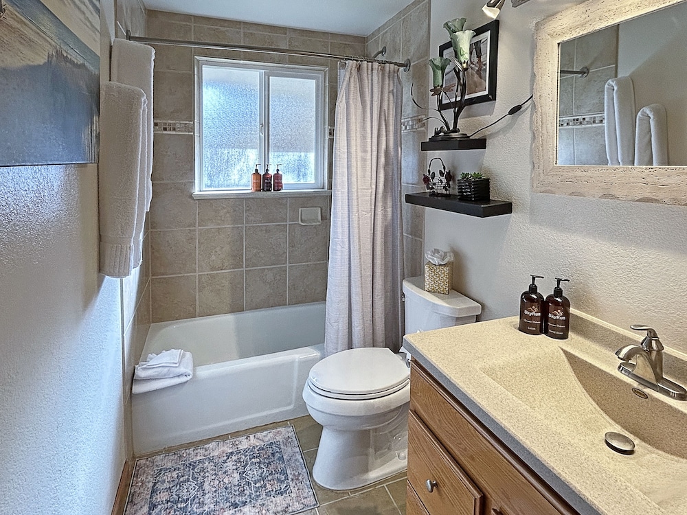 Roaring Fork Retreat 3 Bedroom Home