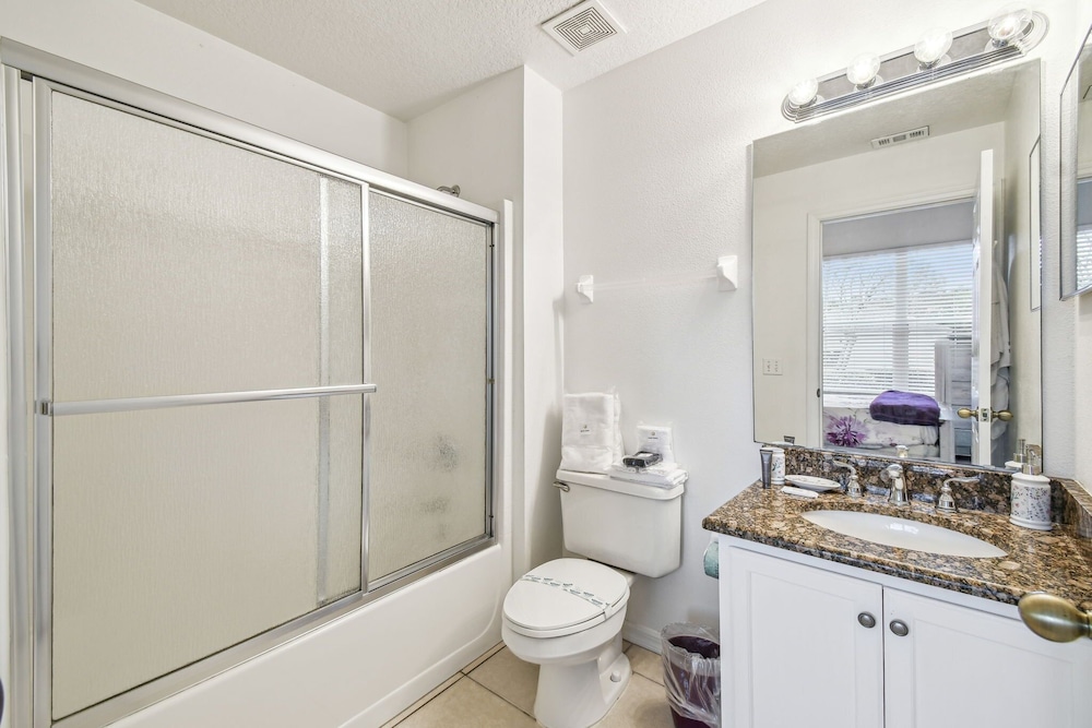 Home w/ Private Pool & Game Room - Near Disney!