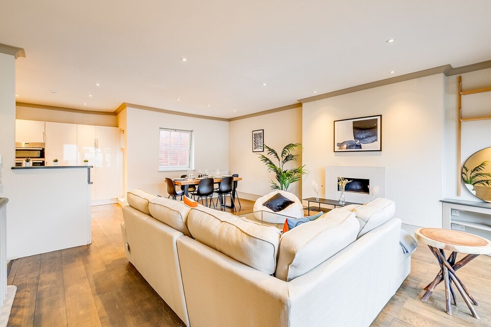 Charming Spacious 5 Bed Mews House - Kensington