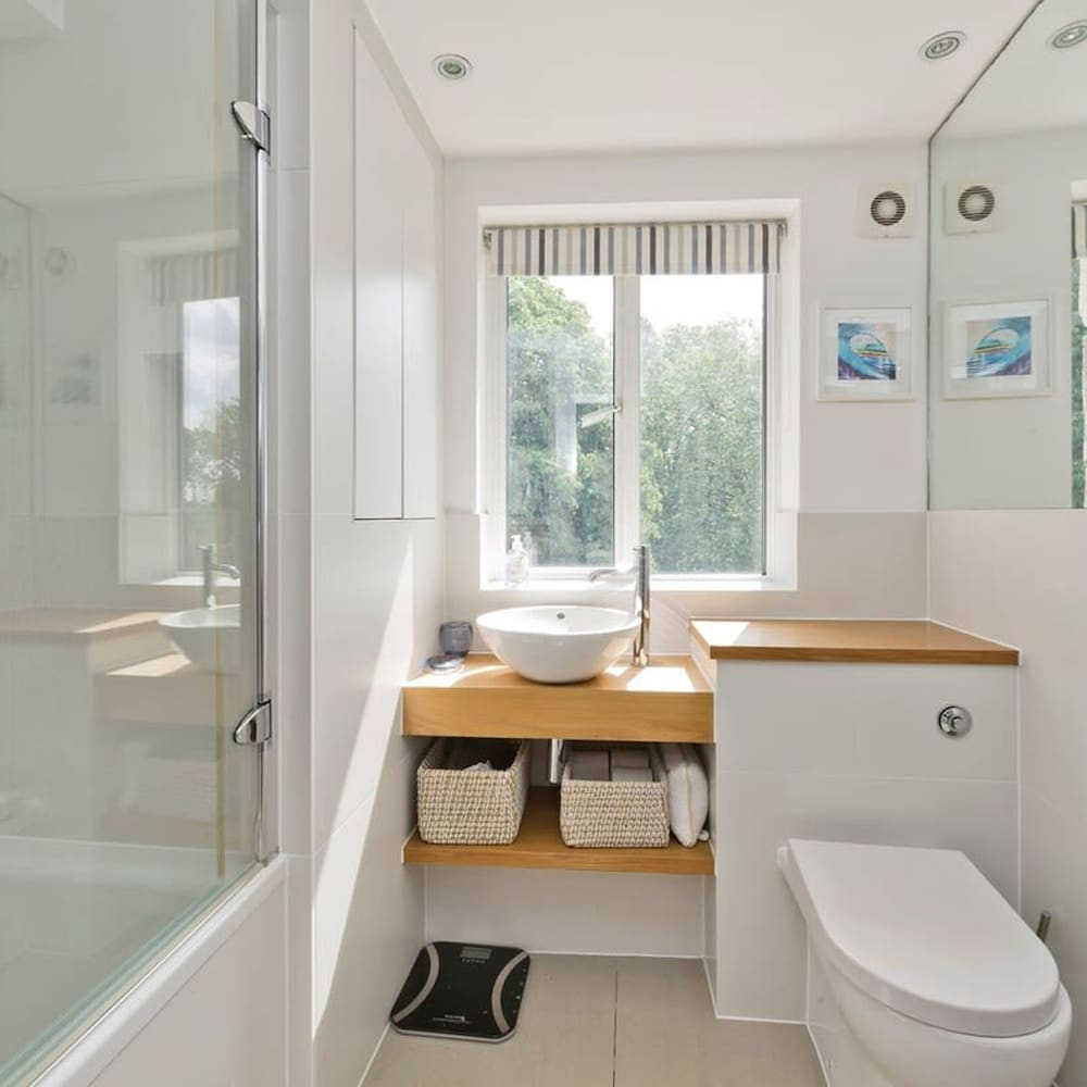 Elegant 3 bed Flat Earls Court