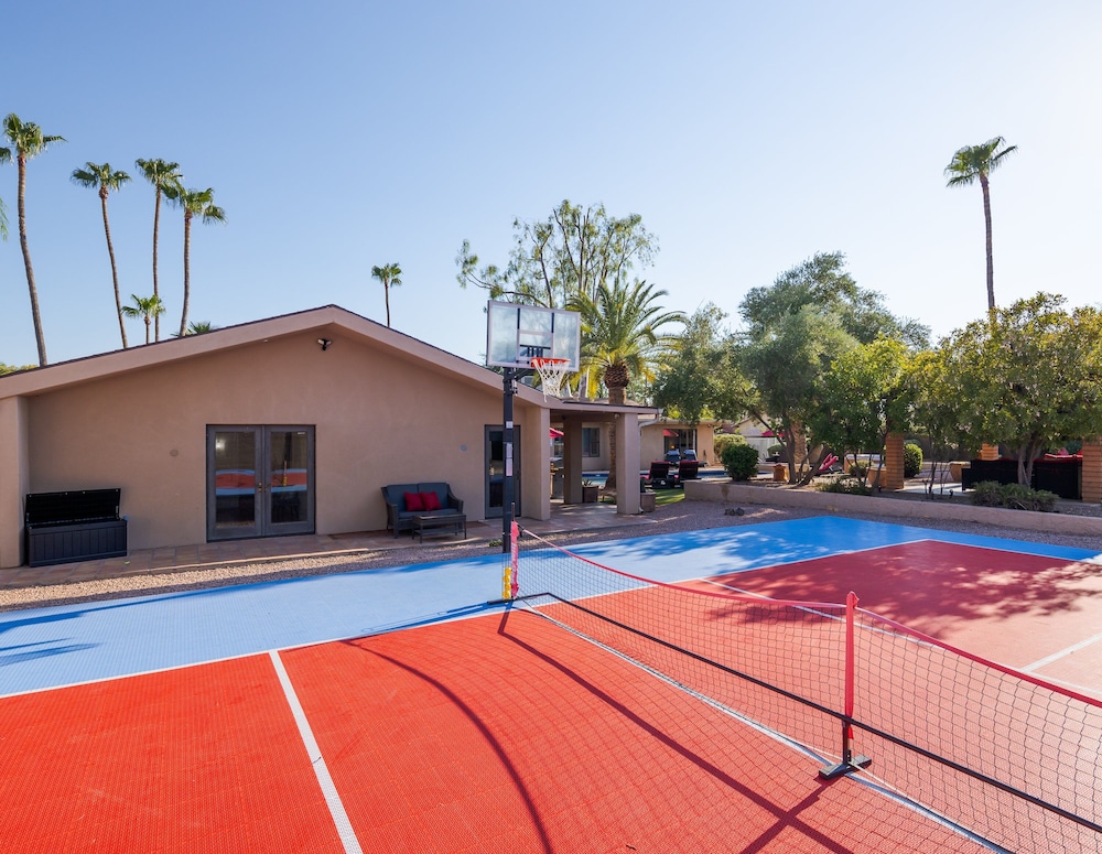 Sunset Palms-pool, Spa & Sports Court-scottsdale