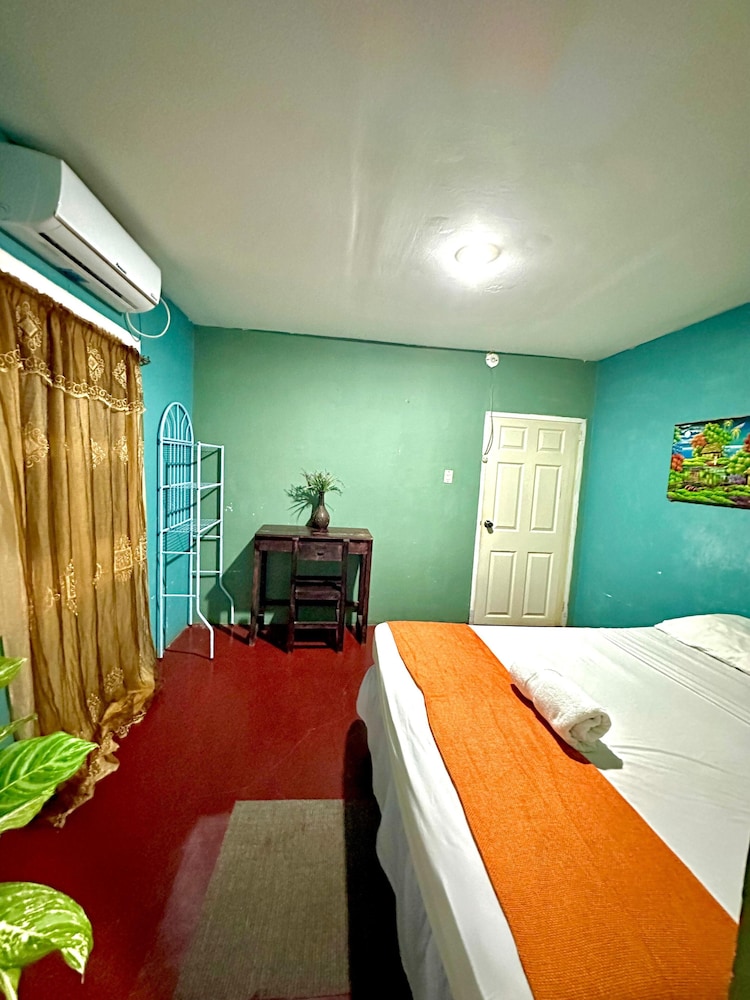 Green Hostel