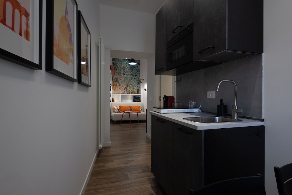 Style & Stone Guest House