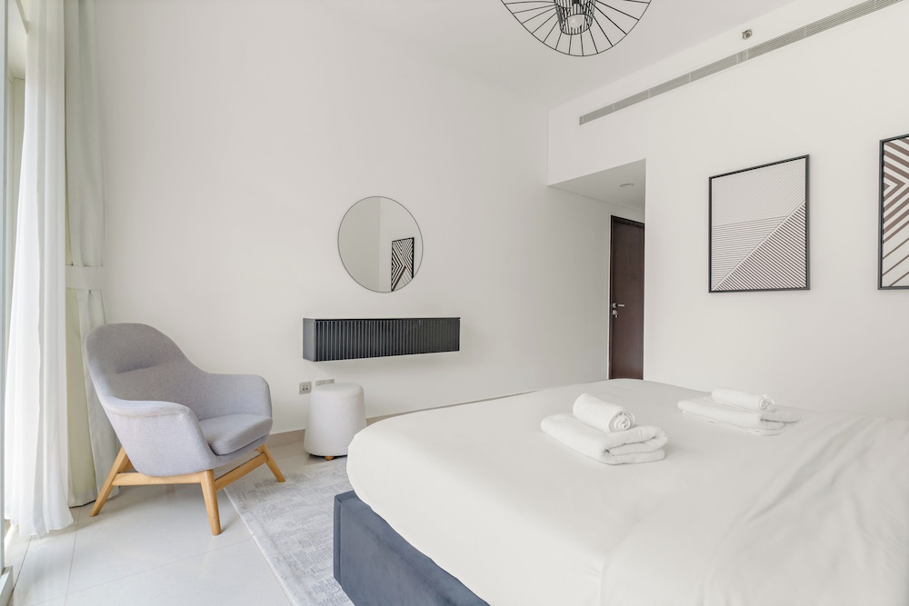 Silkhaus Bay Square 13