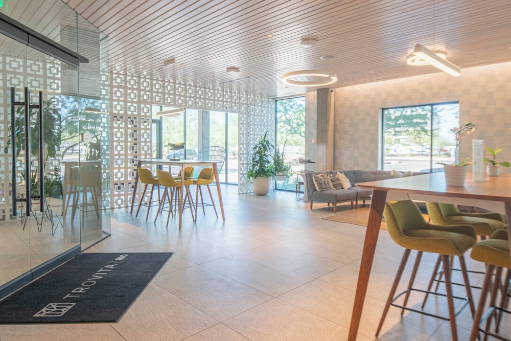ROVE LIVING/KB - Trovita Rio