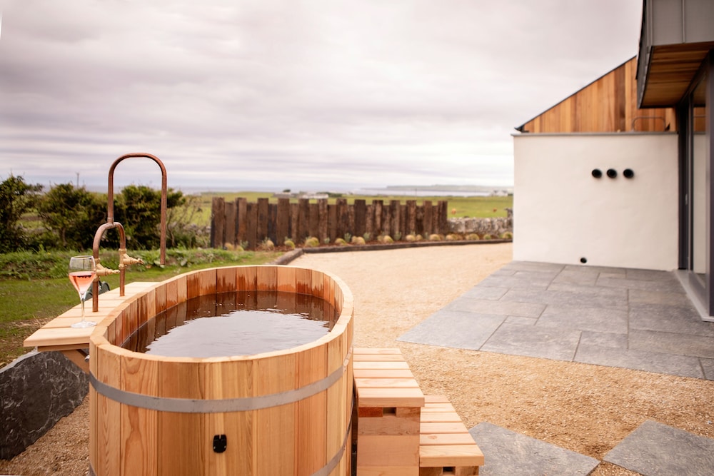 Gate Lodge@white Strand view 5