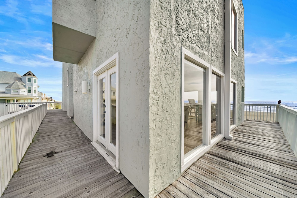 Butterfly Dunes by Ryson Vacation Rentals