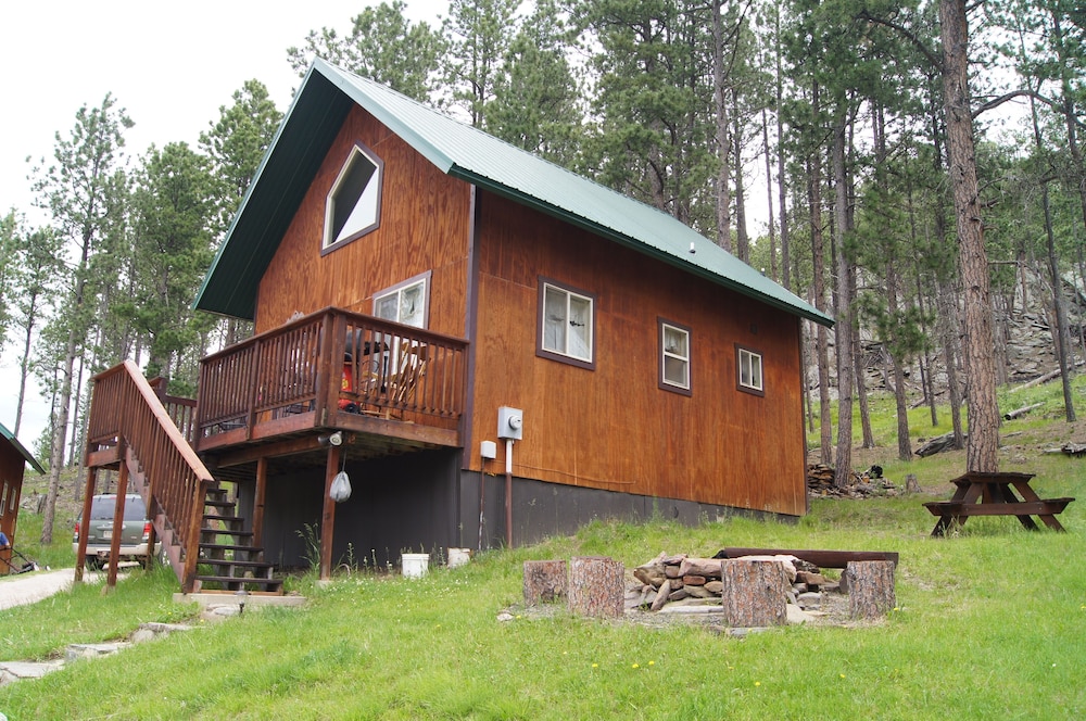 Elk Haven Vacation Cabins view 4