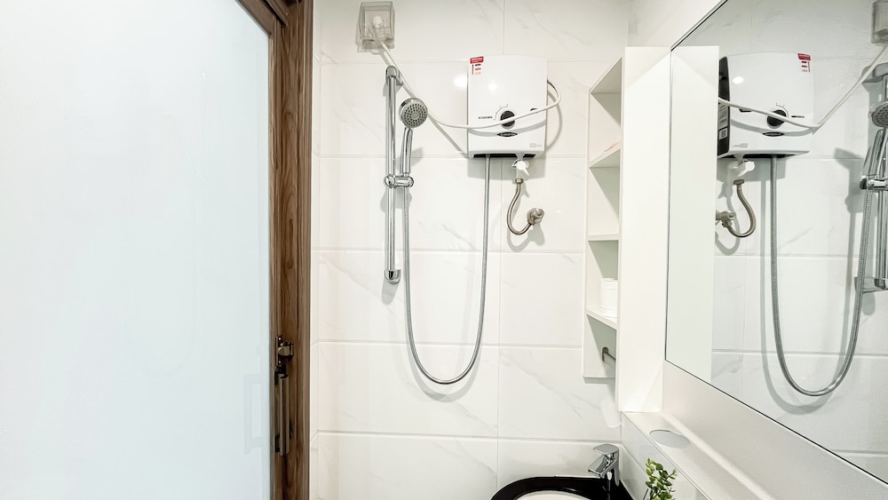 Homey Studio At Sky House Alam Sutera Apartment