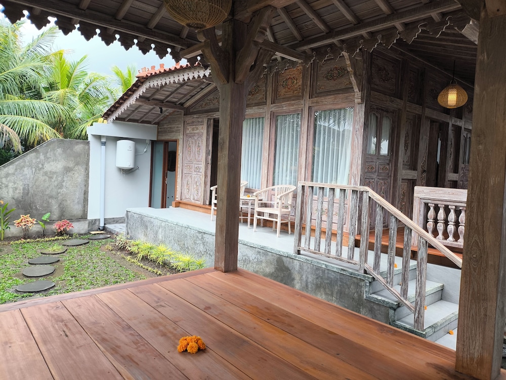 Gunung Gelagah Ubud Villas by EPS