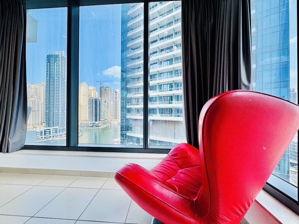 Venduras Cozy 1BR in Dubai Marina