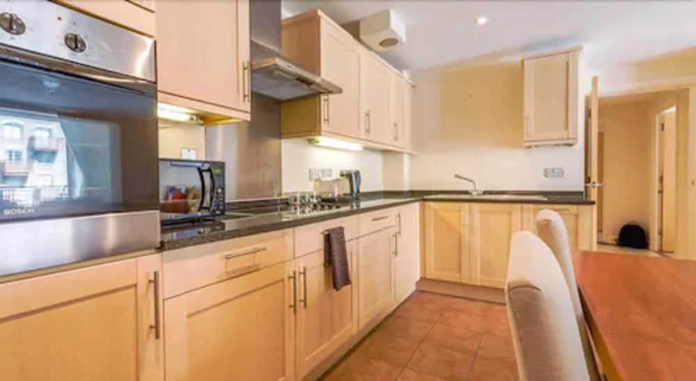 London Tower Bridge Apartments