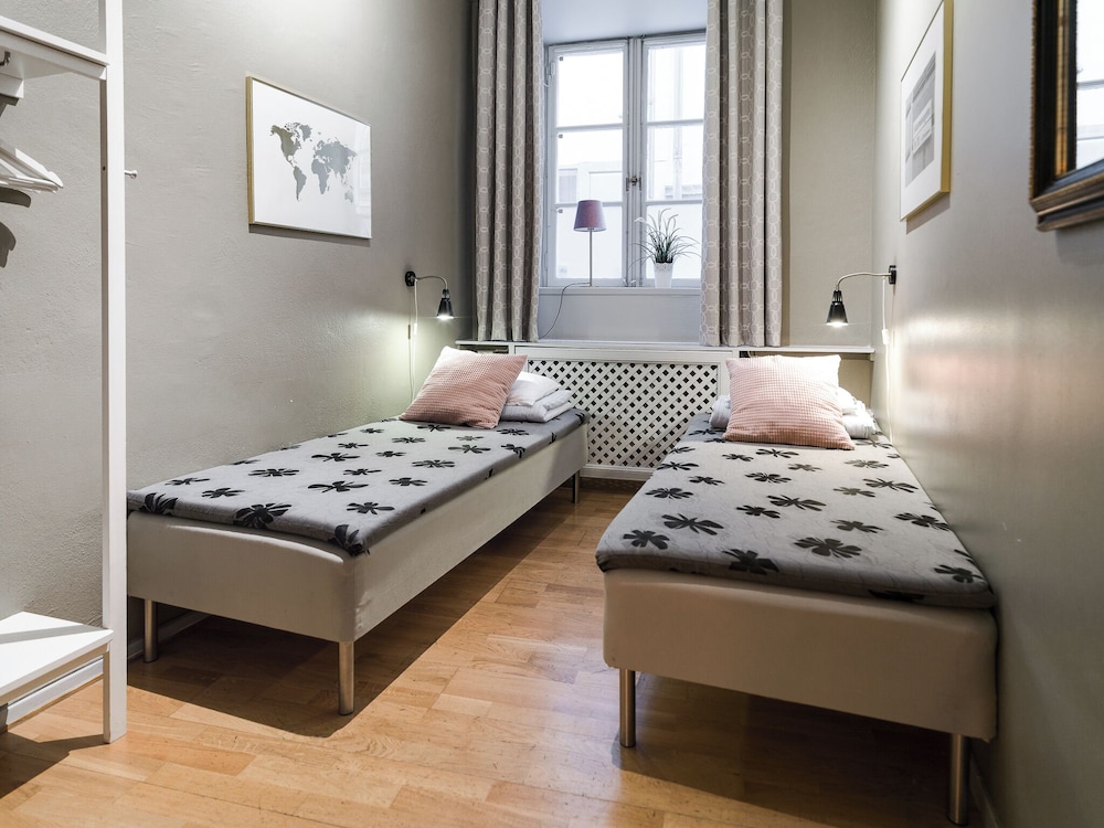 Castanea Old Town Hostel
