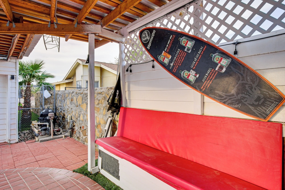 13 Mi to Downtown El Paso: Home w/ Game Room & Bar